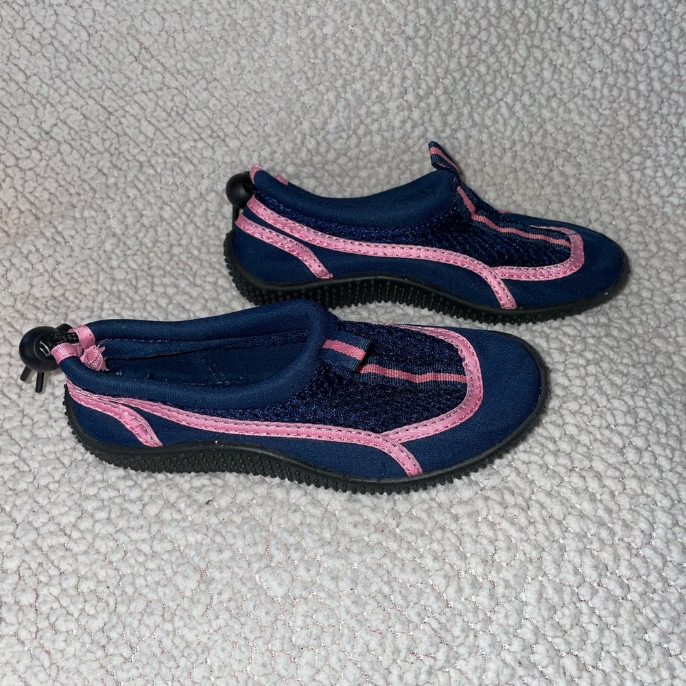 Kids Water Shoes - Navy and Pink Size 11/12